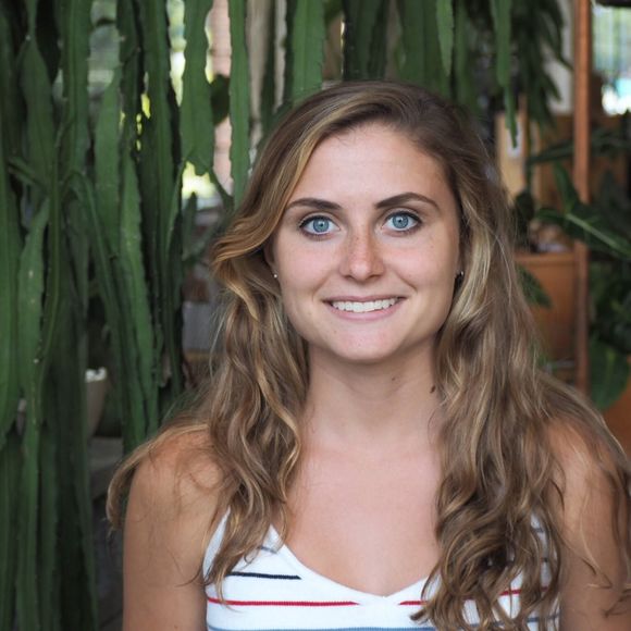 Meet your Posher, Melanie - Picture 1 of 1